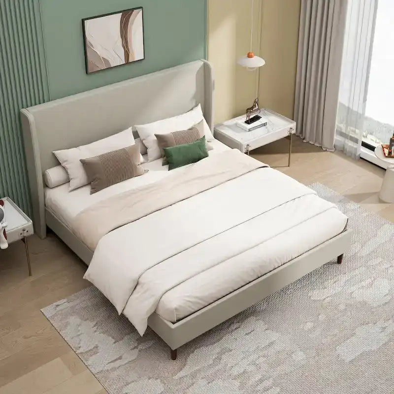Plattformbett in Kingsize-Größe mit Beinen aus Massivholz und Lattenrost mit 12 Latten