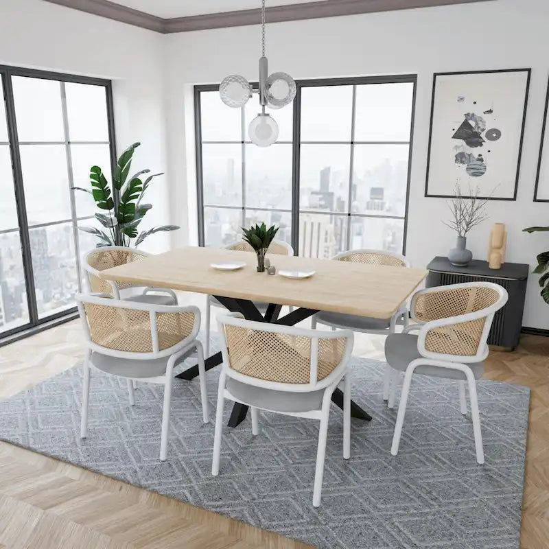 Moderner stilvoller Esszimmerstuhl mit Rattanlehne und weißen Stahlbeinen für Esszimmer und Küche, 2er-Set