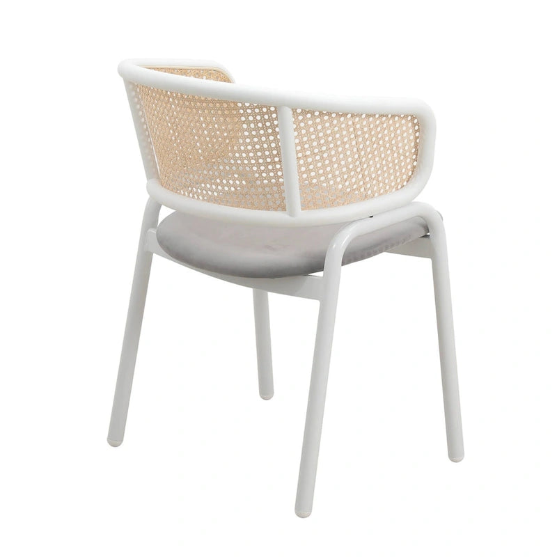 Moderner stilvoller Esszimmerstuhl mit Rattanlehne und weißen Stahlbeinen für Esszimmer und Küche, 2er-Set