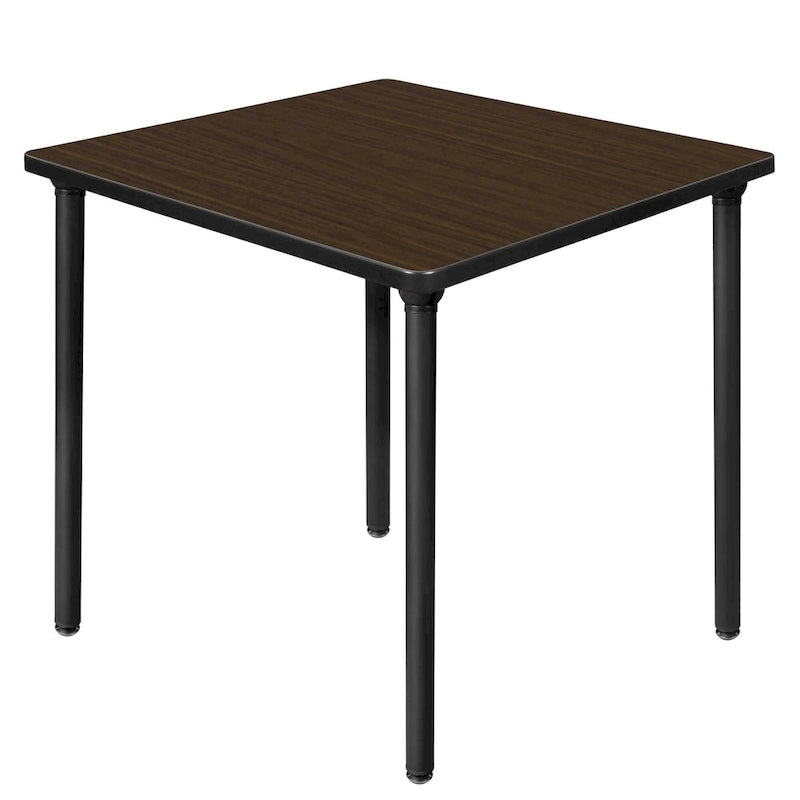 Quadratischer, klappbarer Pausenraumtisch