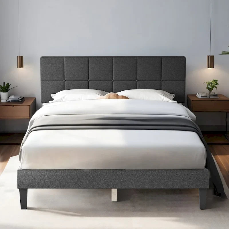 Cama con plataforma y estructura de madera, con cabecero, no necesita somier