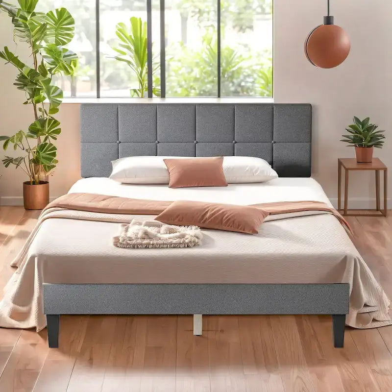 Cama con plataforma y estructura de madera, con cabecero, no necesita somier
